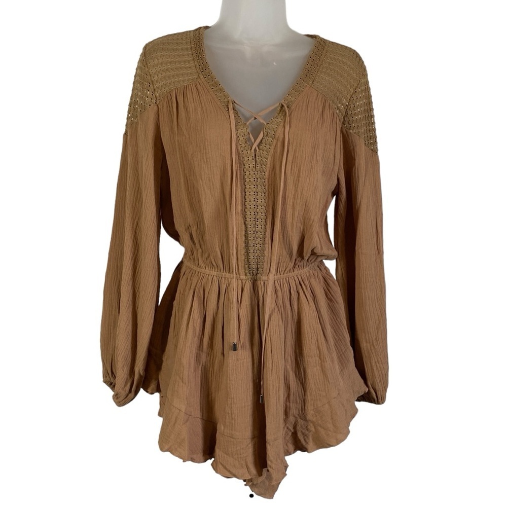 Fanco Camel Crochet Crinkled Long Sleeve Lace Up V-Neck Boho Romper Size S NWT